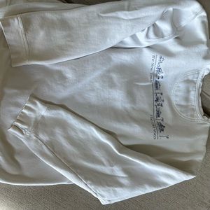 Seaside white sweatshirt.